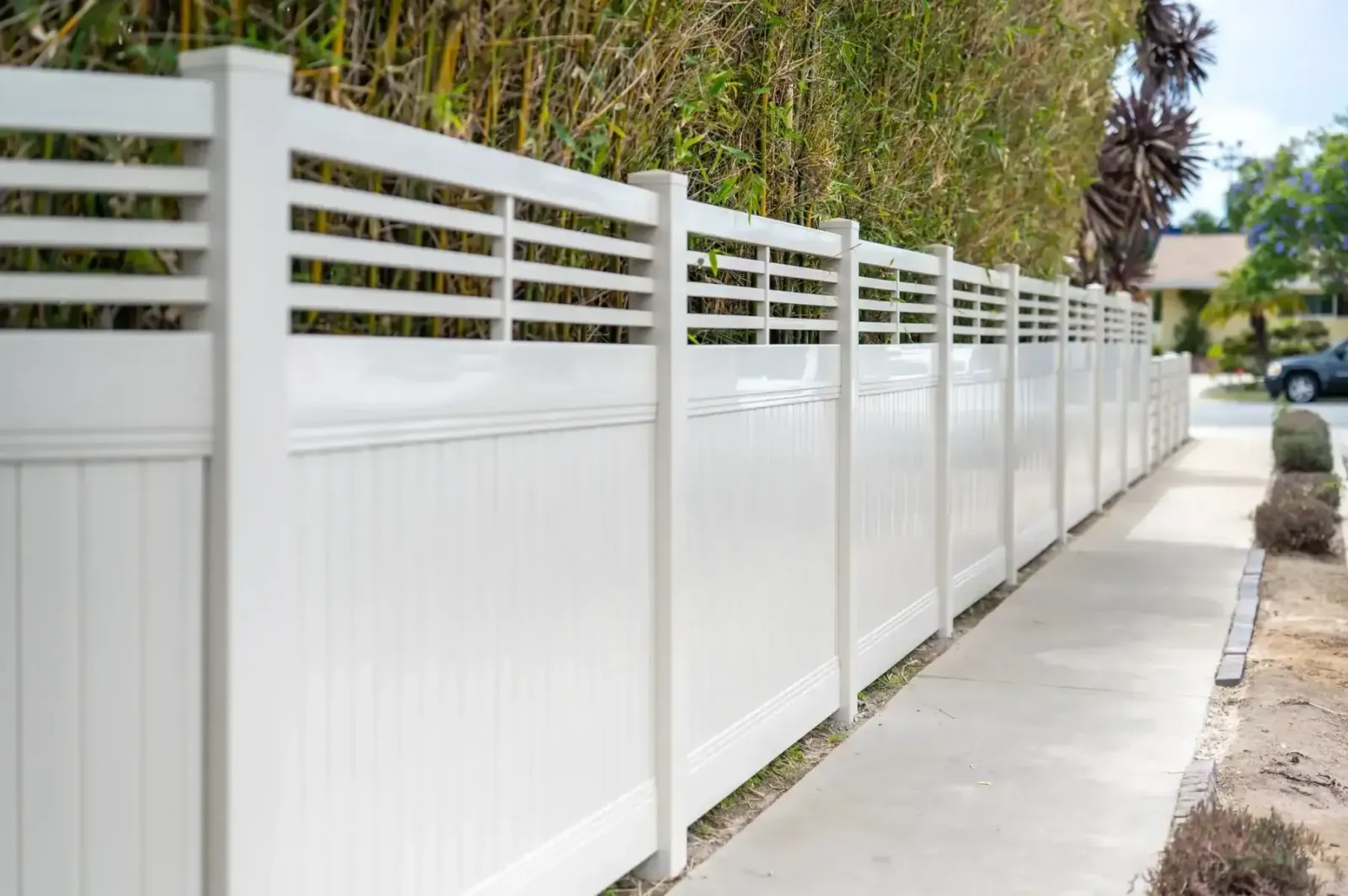 White vinyl picket fence installation in Simi Valley