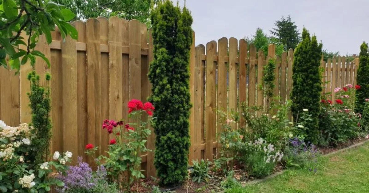 Account for the full commercial fence line